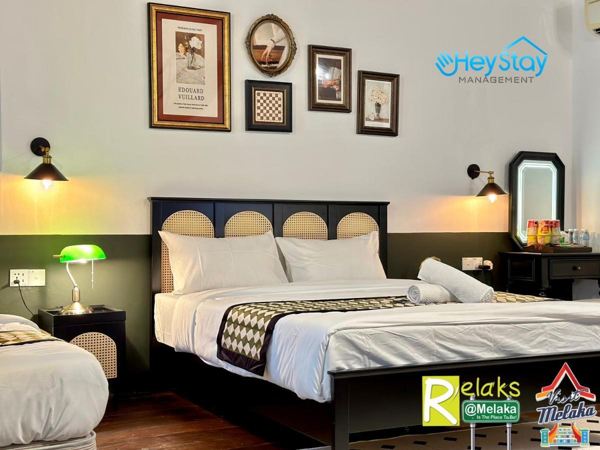 Wayfarer Guest House Jonker Street Melaka By Heystay Management Exterior photo
