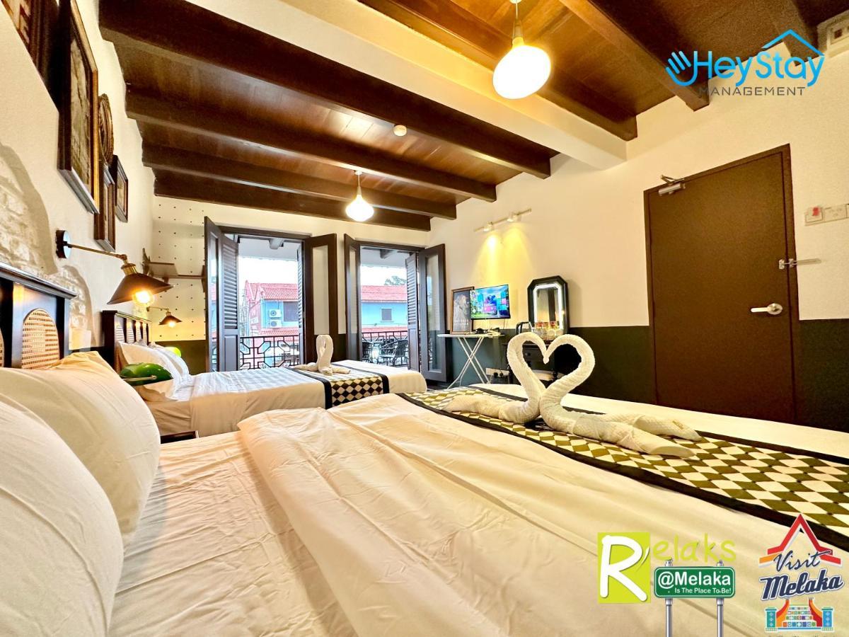 Wayfarer Guest House Jonker Street Melaka By Heystay Management Exterior photo