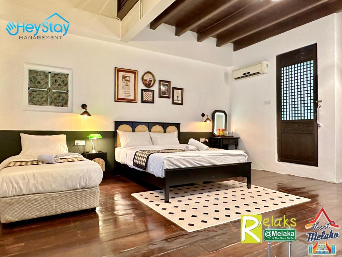 Wayfarer Guest House Jonker Street Melaka By Heystay Management Exterior photo