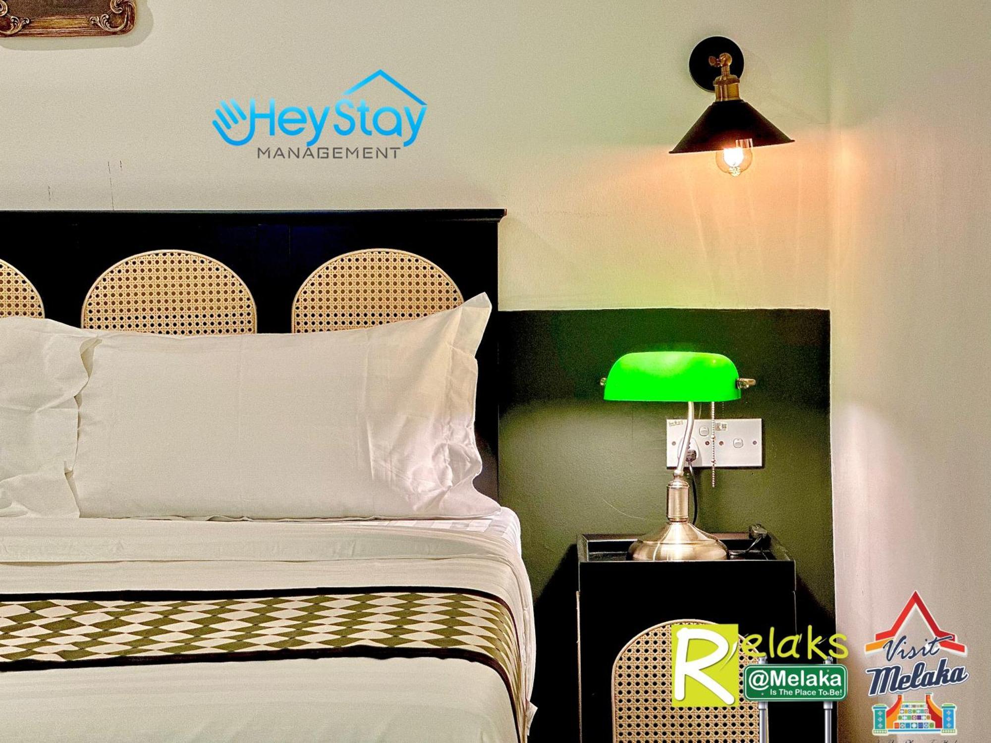 Wayfarer Guest House Jonker Street Melaka By Heystay Management Exterior photo