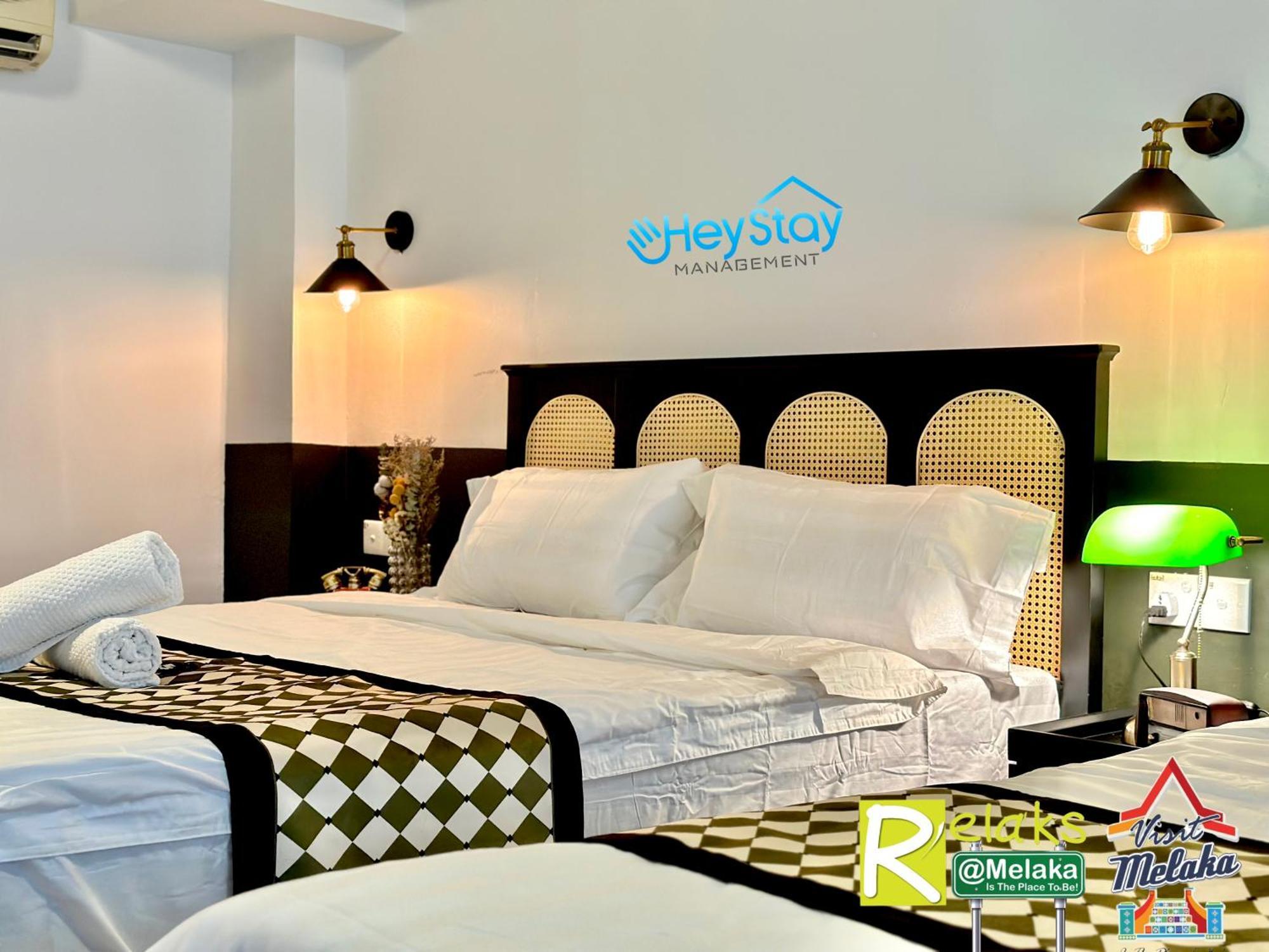 Wayfarer Guest House Jonker Street Melaka By Heystay Management Exterior photo