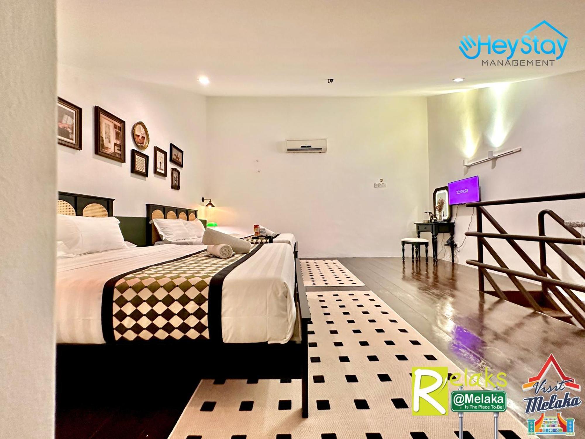 Wayfarer Guest House Jonker Street Melaka By Heystay Management Exterior photo