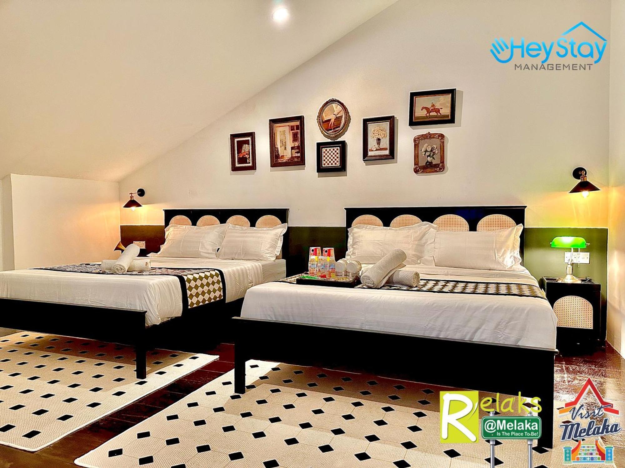 Wayfarer Guest House Jonker Street Melaka By Heystay Management Exterior photo